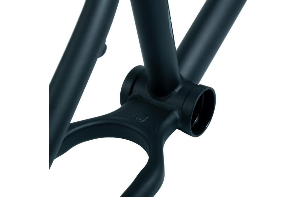 8_cadre-federal-boyd-ics2-matt-black